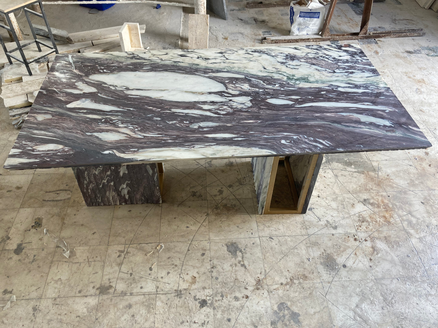 Tavolo grande marmo armi viola - Luxury home boutique